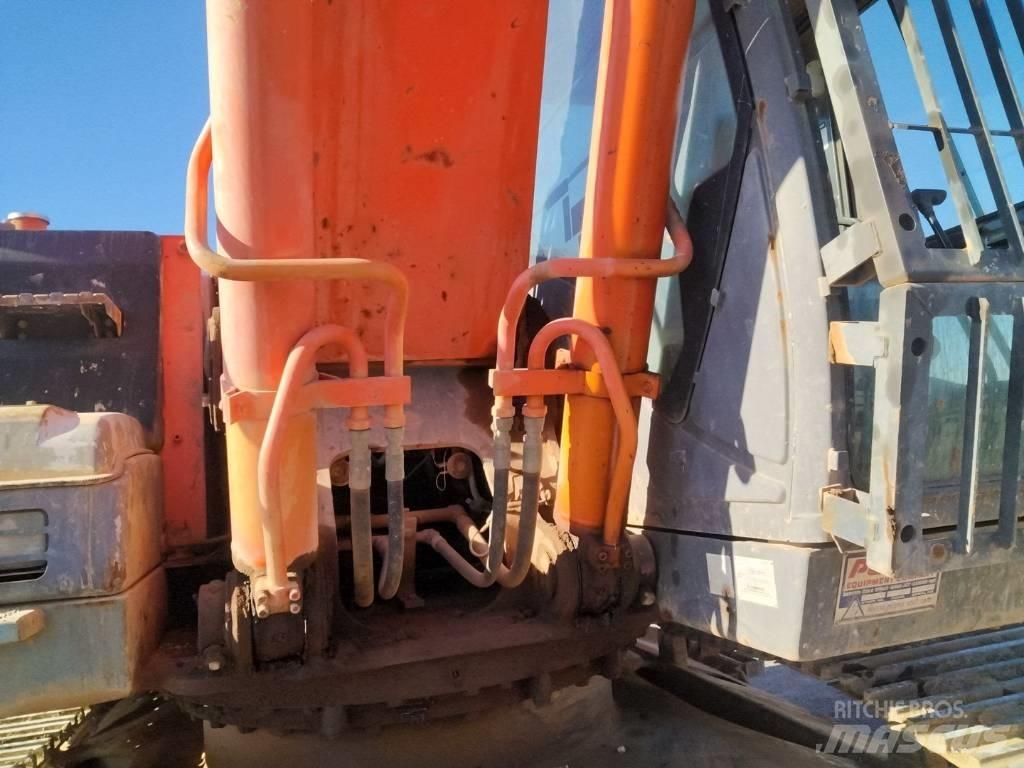 Hitachi ZX 270 LC Roomikekskavaatorid