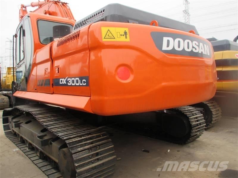 Doosan DX 340 Roomikekskavaatorid