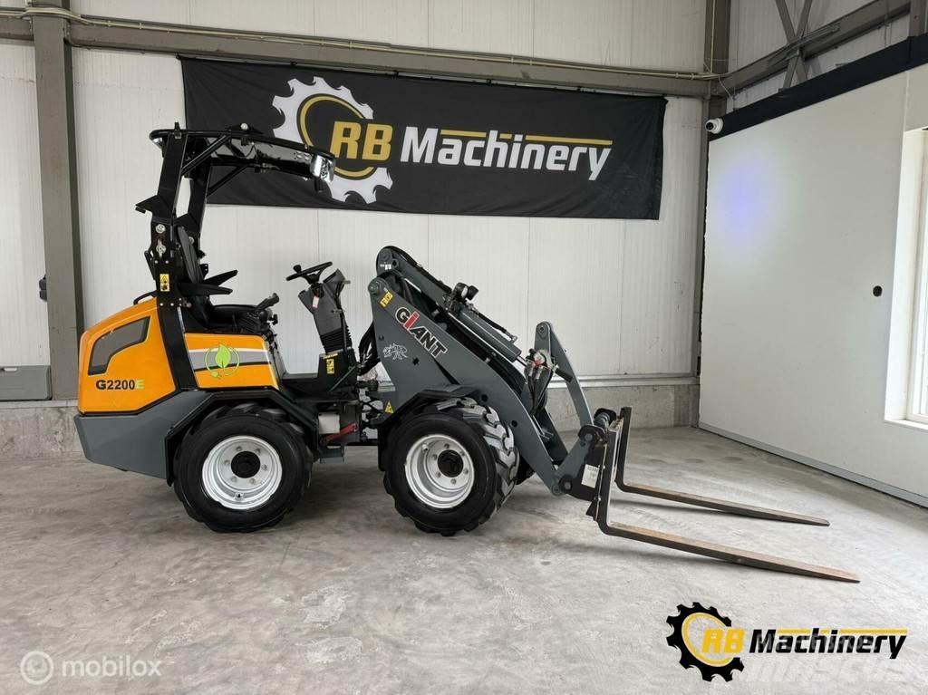 GiANT G2200E Rataslaadurid