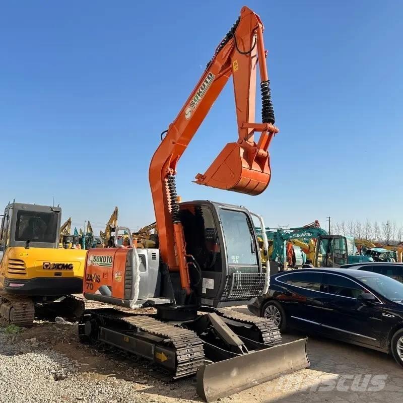 Hitachi ZX 70 Miniekskavaatorid < 7 t