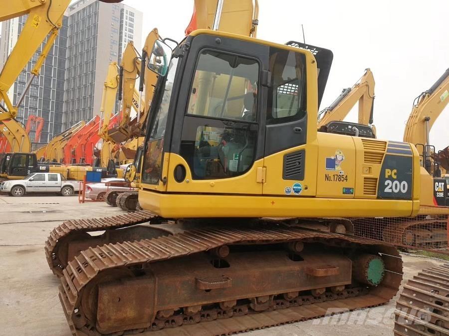 Komatsu pc200-8 Roomikekskavaatorid