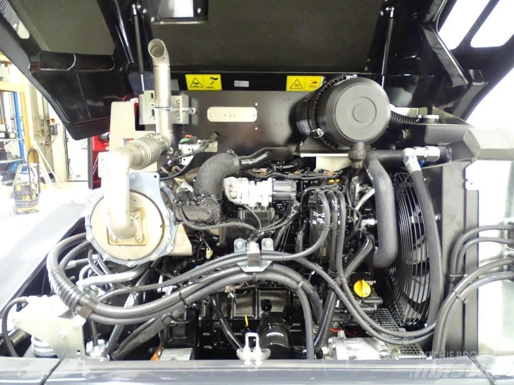 Yanmar V 100-5 Rataslaadurid