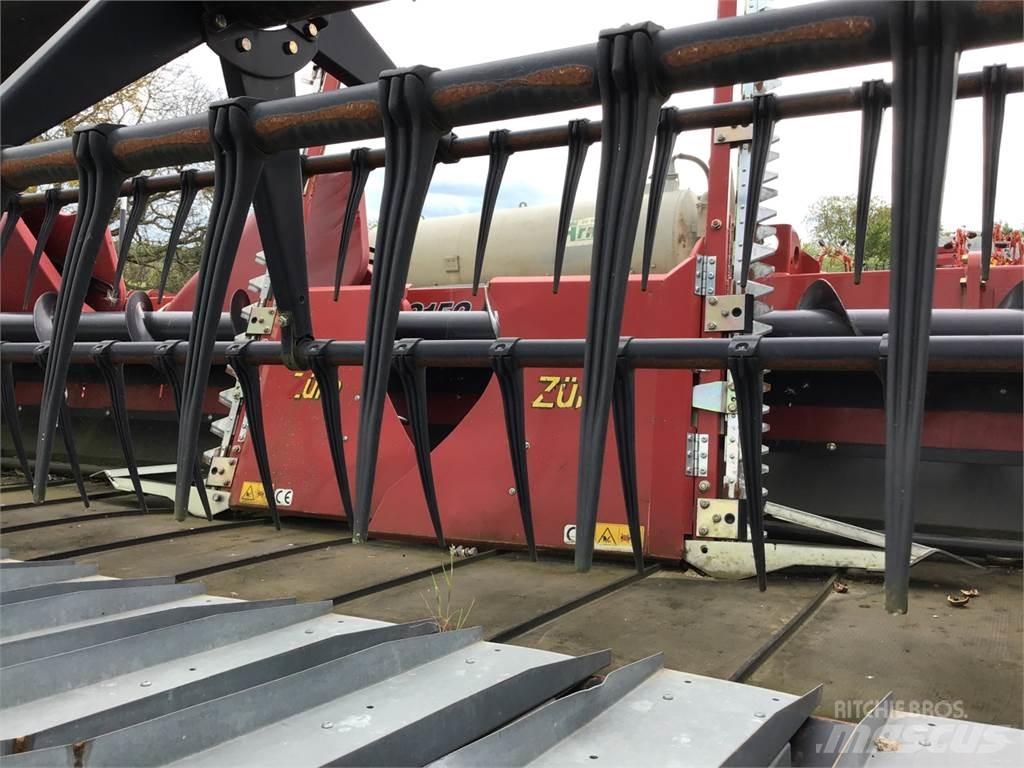 Case IH 3100 Kombainide heedrid