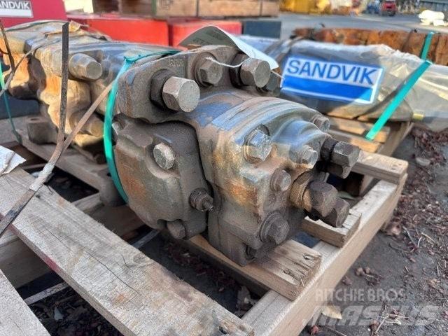 Atlas Copco COP MD20 Vertikaalsed puurmasinad