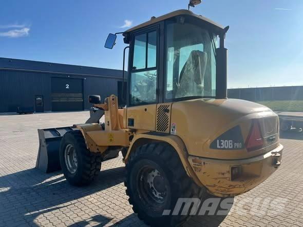 Volvo L 30 B Rataslaadurid