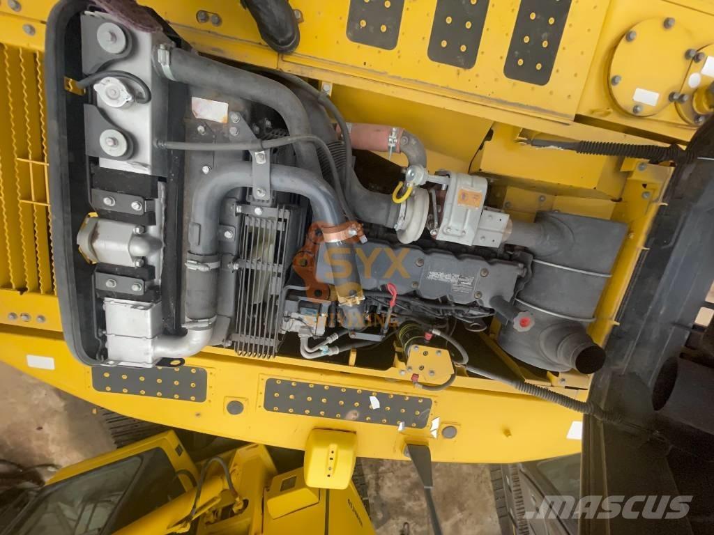 Komatsu PC 200-8 Roomikekskavaatorid