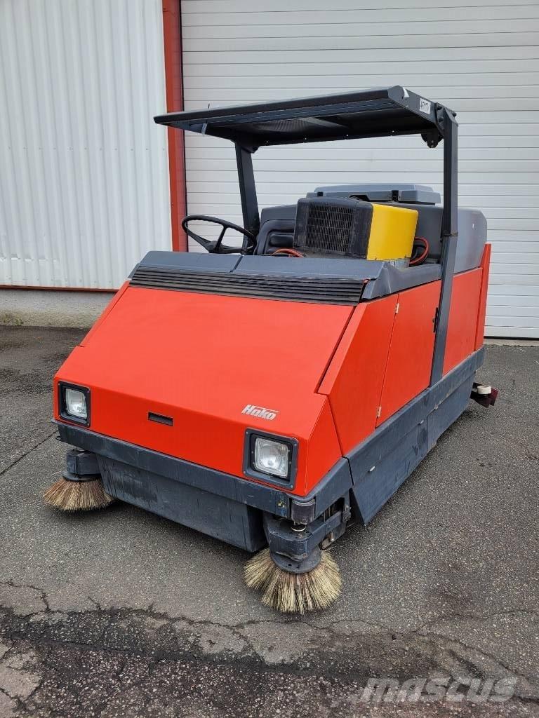Hako 1500 B Multifunksionaalsed põrandapesumasinad