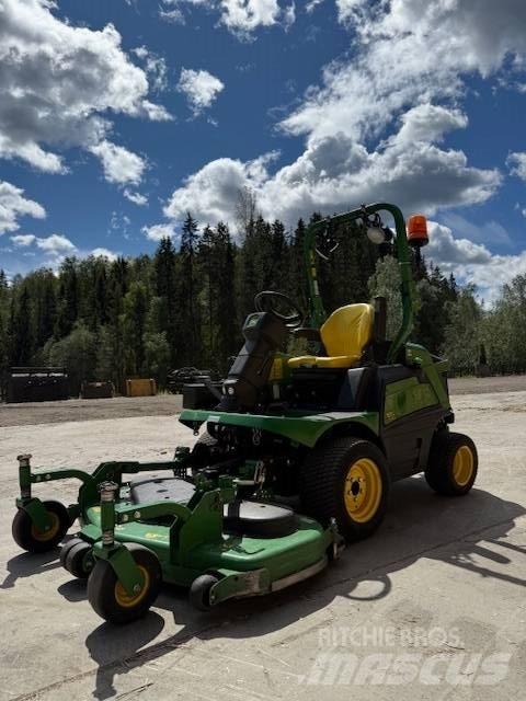 John Deere 1570 Murutraktorid