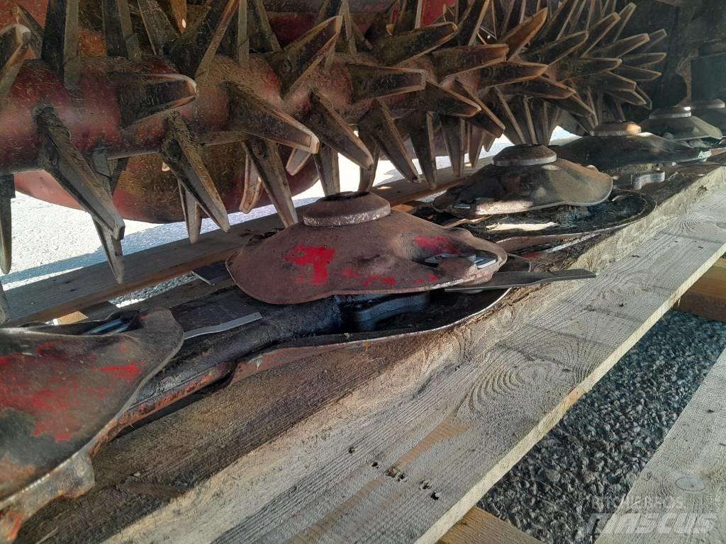 Lely 320 FC Muljurniidukid