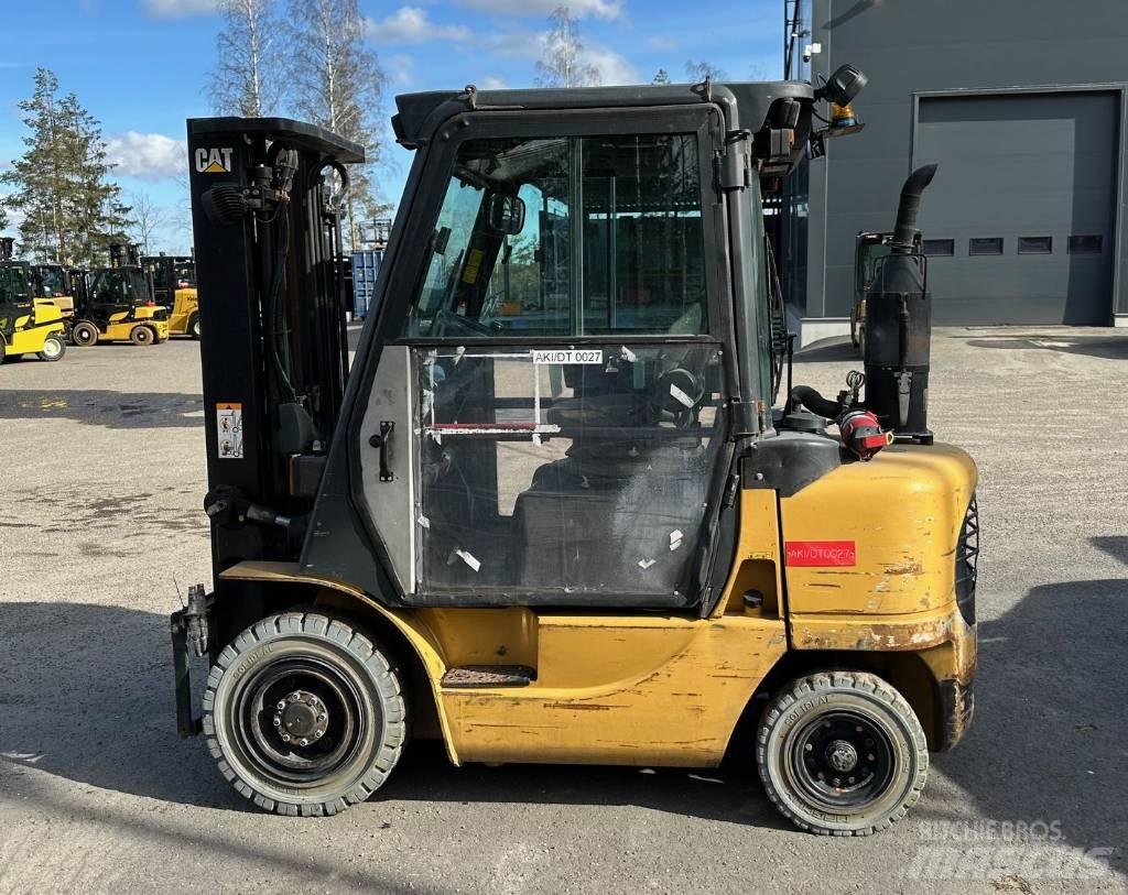 CAT DP 25 K Diiseltõstukid