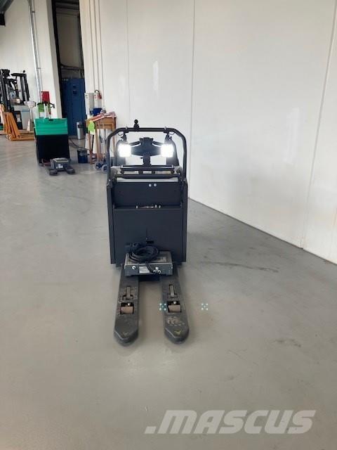 Atlet PLP 200 Platvormiga virnastajad