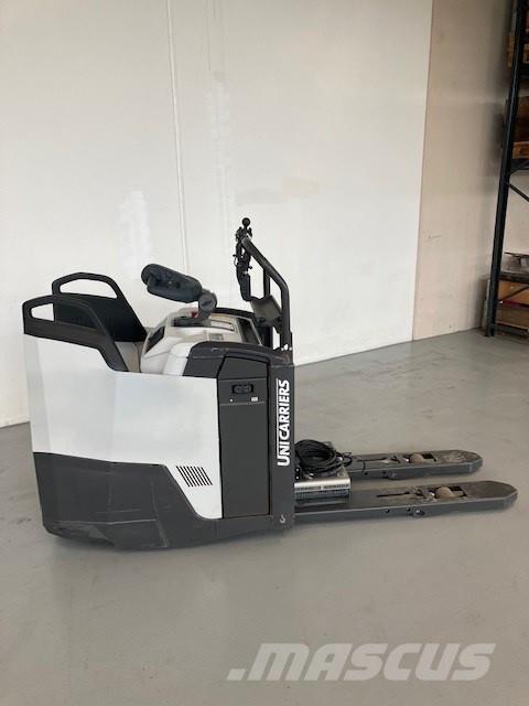 Atlet PLP 200 Platvormiga virnastajad