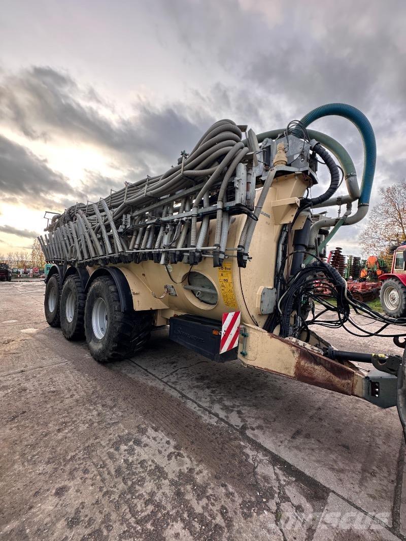 Samson PG 25 Sõnnikulaoturid