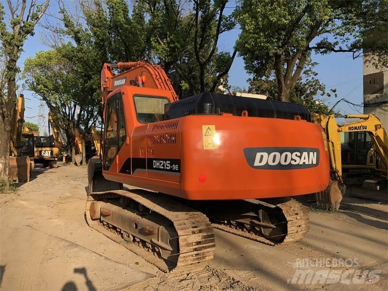 Doosan DH 215-7 Roomikekskavaatorid