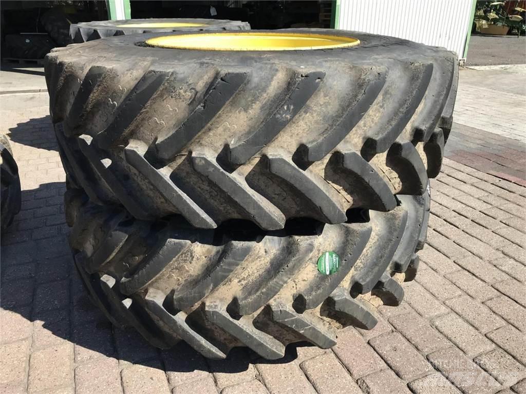 BKT 650/85R42 Rehvid, rattad ja veljed