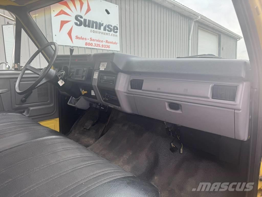 Ford F 700 Madelautod