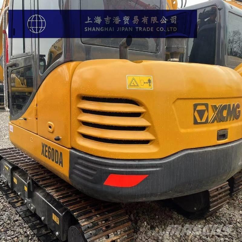 XCMG XE 60 DA Roomikekskavaatorid