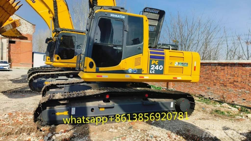 Komatsu PC 240-8 Roomikekskavaatorid