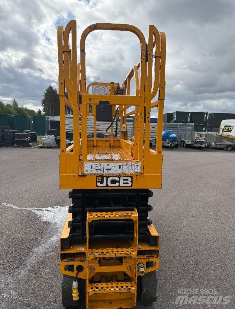 JCB S 2632 E Käärtõstukid