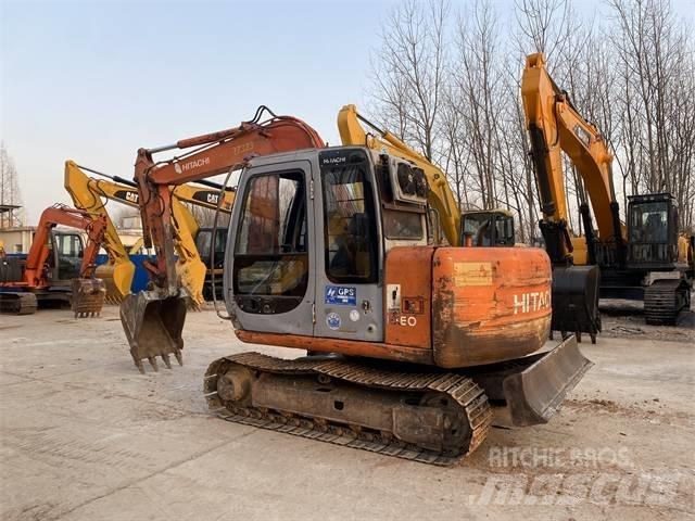Hitachi EX 60-5 Roomikekskavaatorid