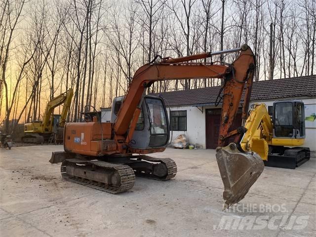 Hitachi EX 60-5 Roomikekskavaatorid