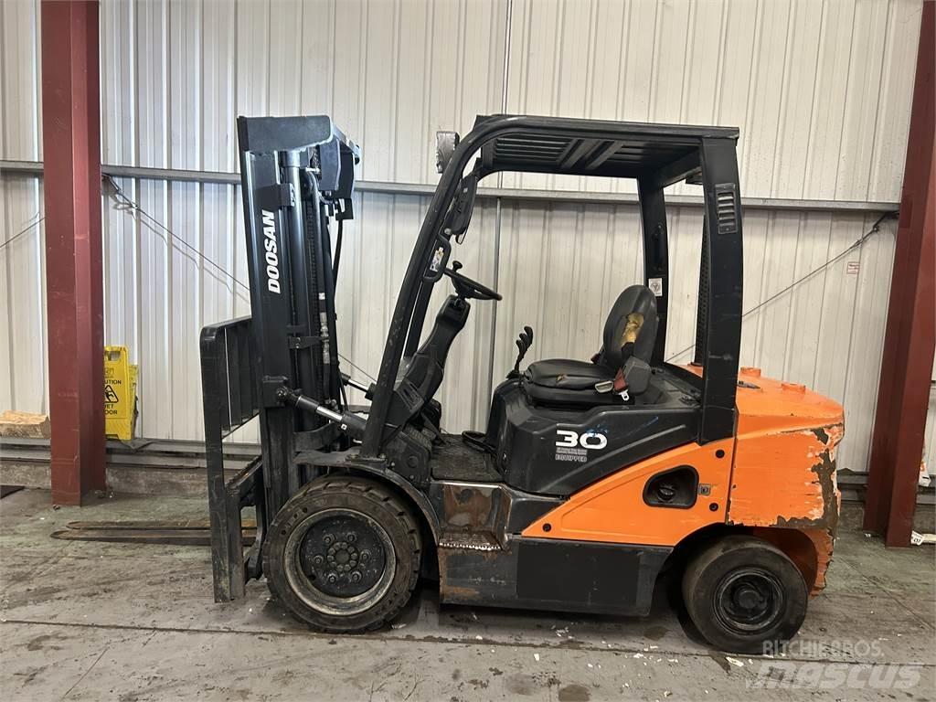 Doosan D30S-5 Diiseltõstukid
