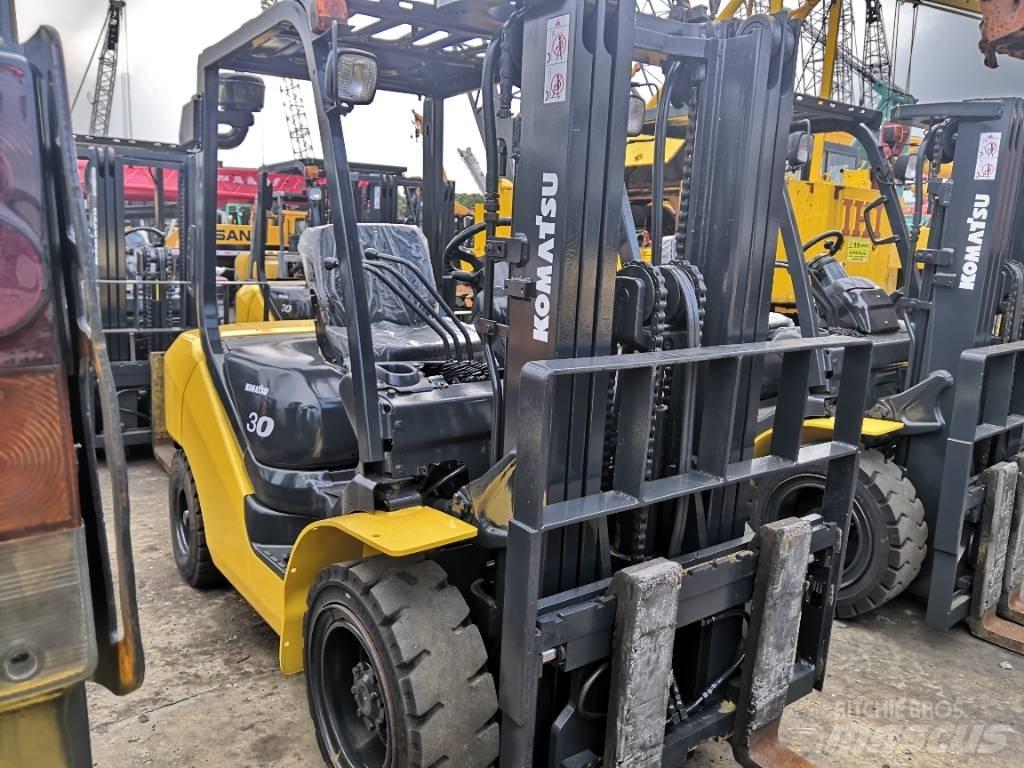Komatsu 3 Ton Diiseltõstukid