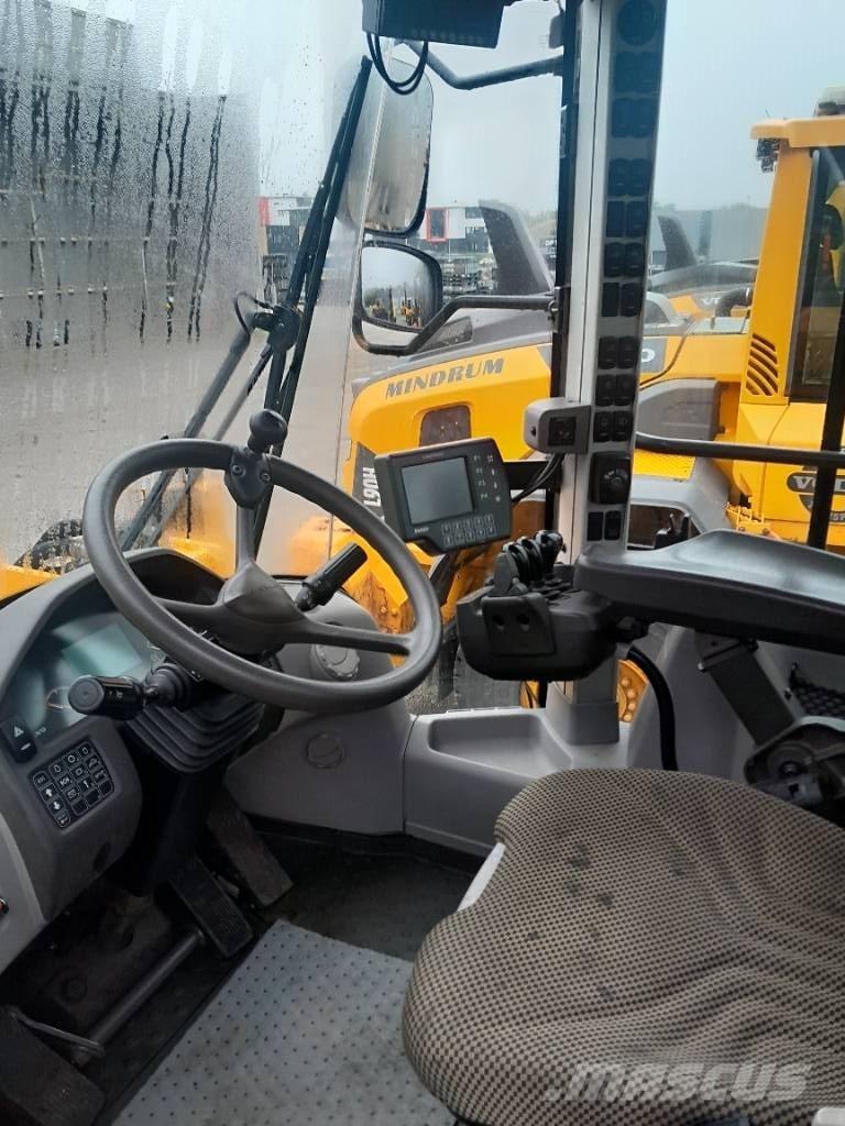Volvo L120G Rataslaadurid