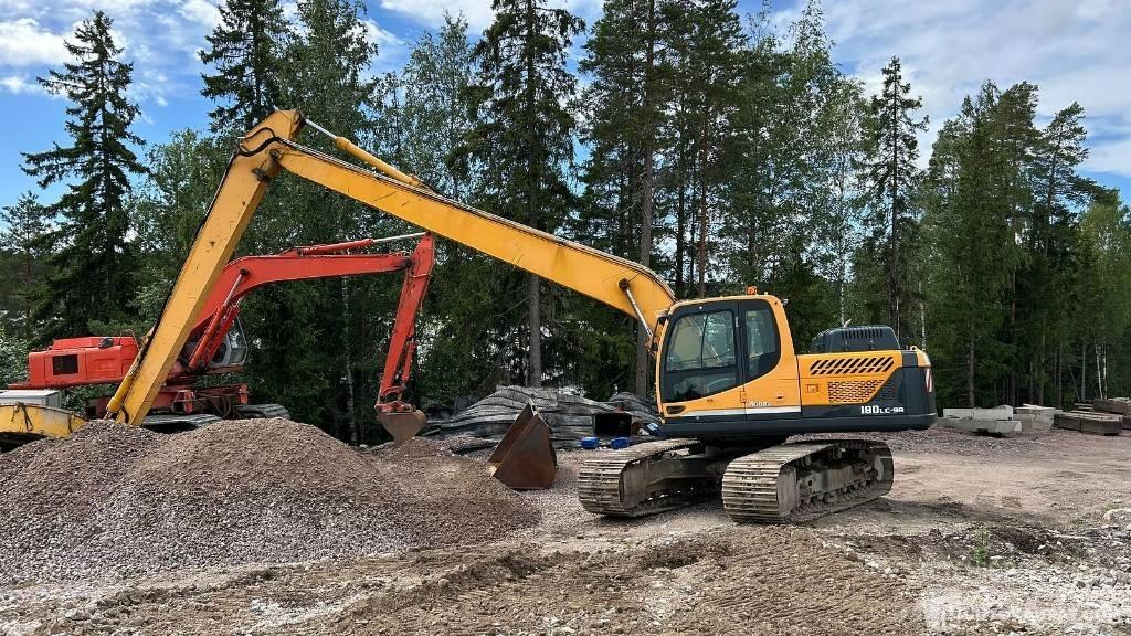 Hyundai R 180LC-9A Roomikekskavaatorid