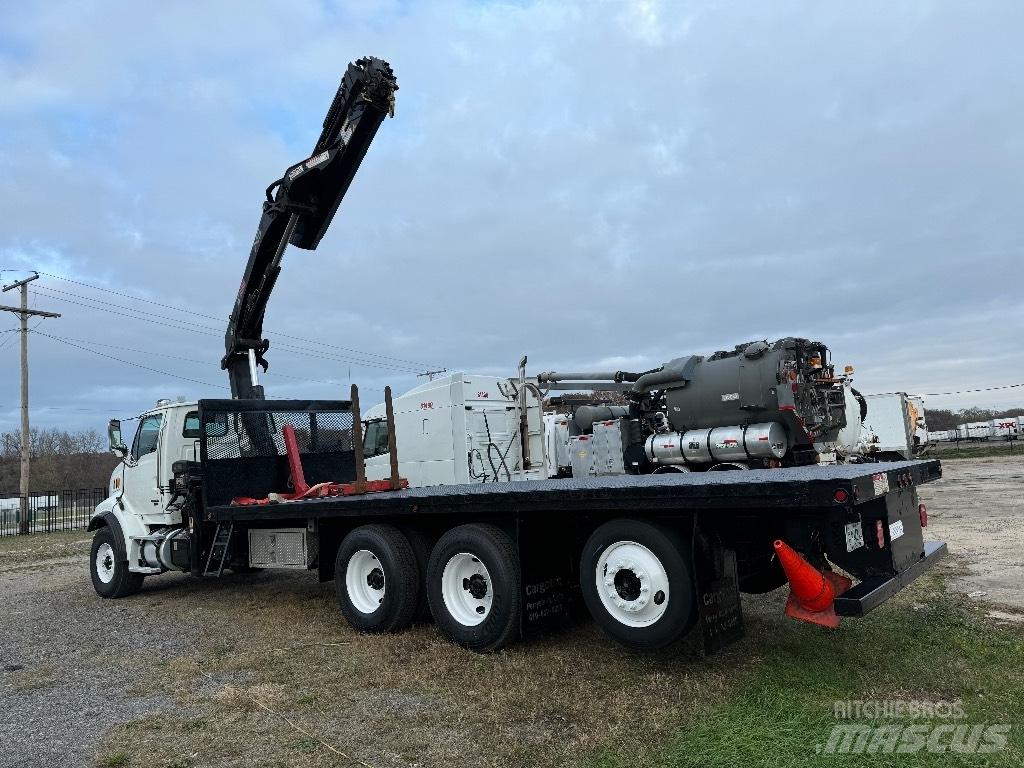 Hiab 228 E -5 HIPRO Roomikkraanad