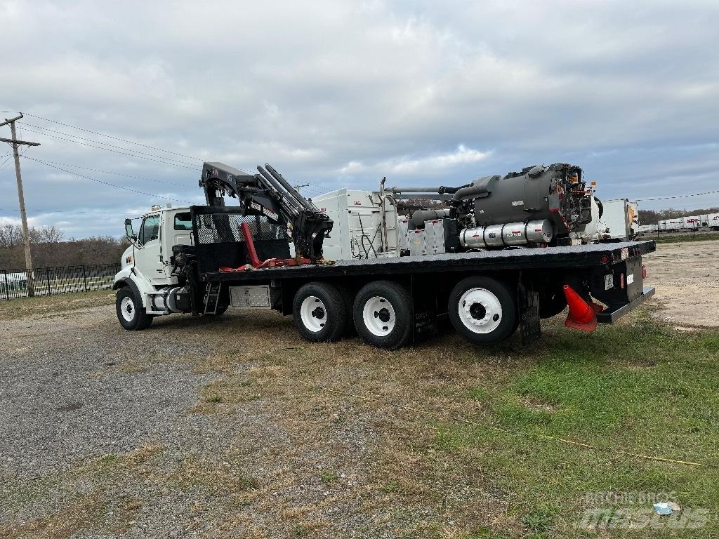 Hiab 228 E -5 HIPRO Roomikkraanad