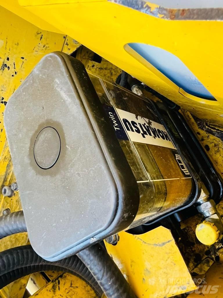 Komatsu PC 210 LC-11 Roomikekskavaatorid