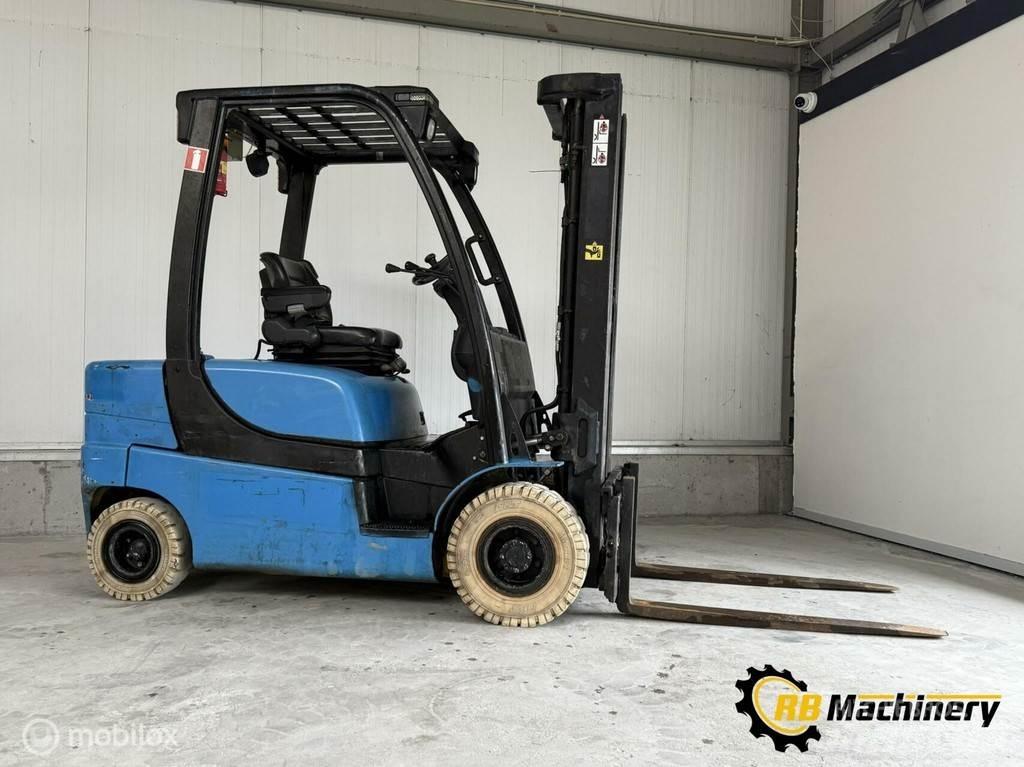Yale GDP25LX Kahveltõstukid - muud