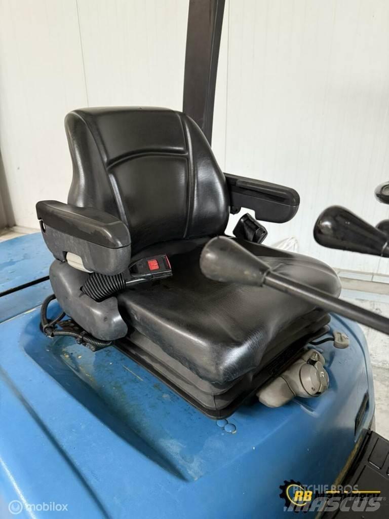 Yale GDP25LX Kahveltõstukid - muud