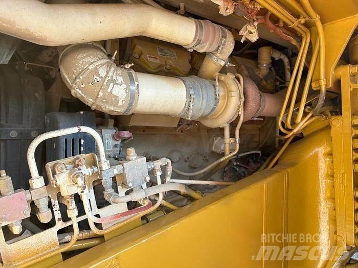 CAT Rebuilt 775F - Väikekallurid