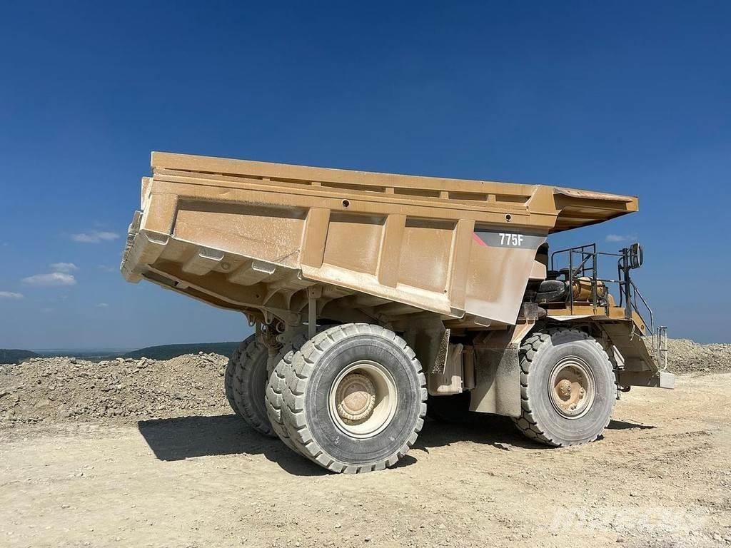 CAT Rebuilt 775F - Väikekallurid
