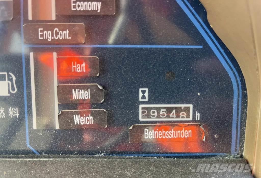 Komatsu HD785-3 Väikekallurid