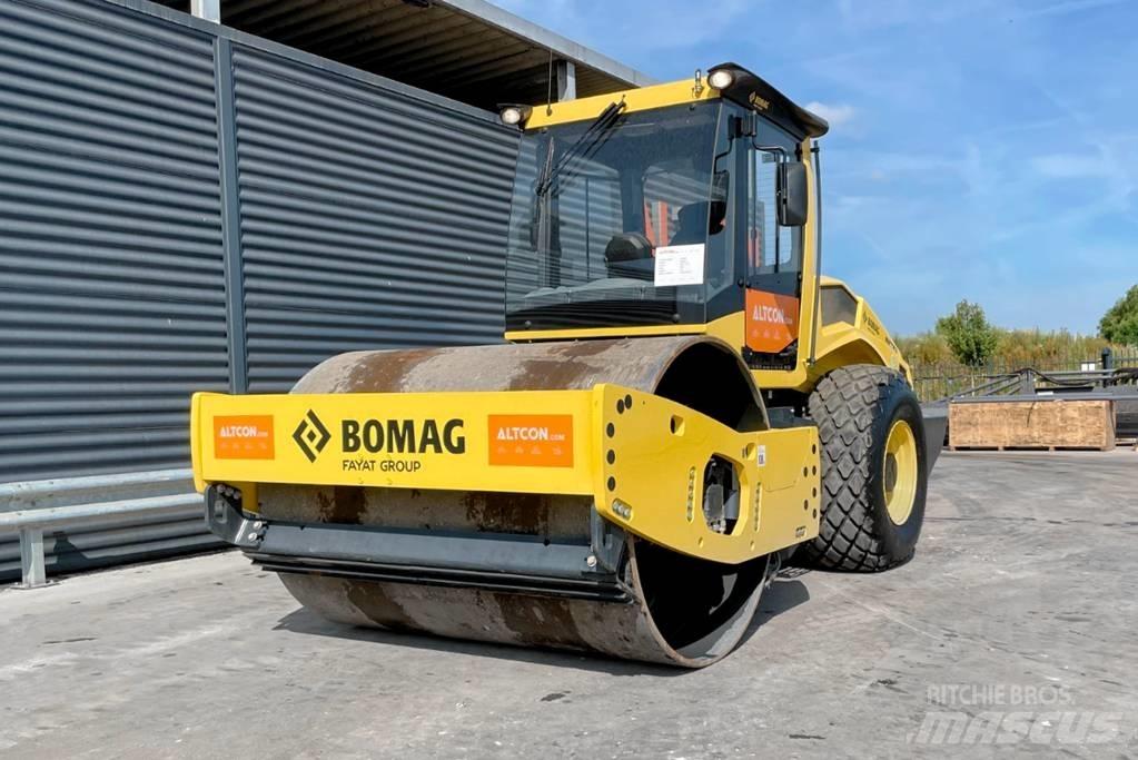 Bomag BW 213 D-5 Ühe trumliga rullid