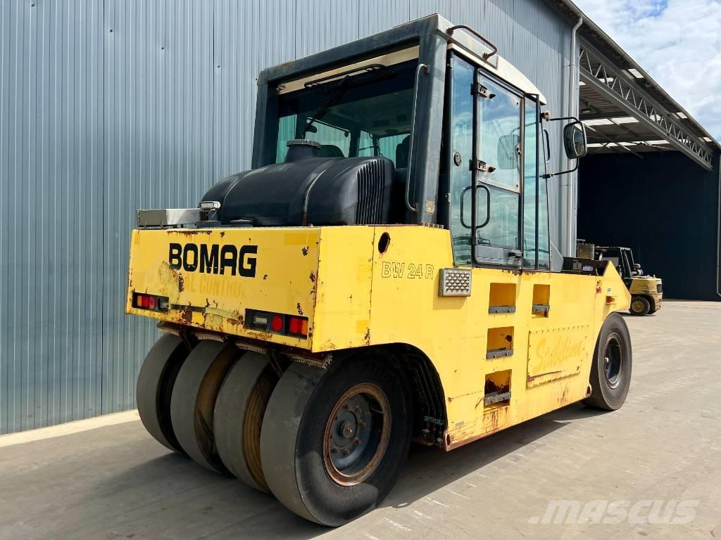 Bomag BW24R Pneumorehvidega rullid