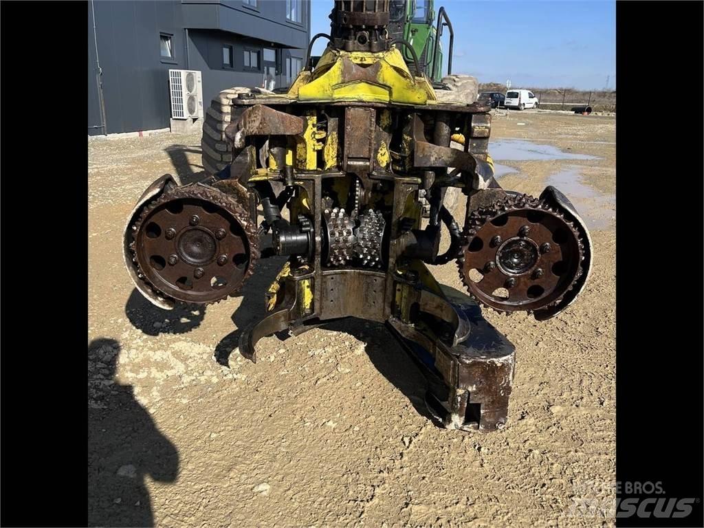John Deere 1470E Harvesterid