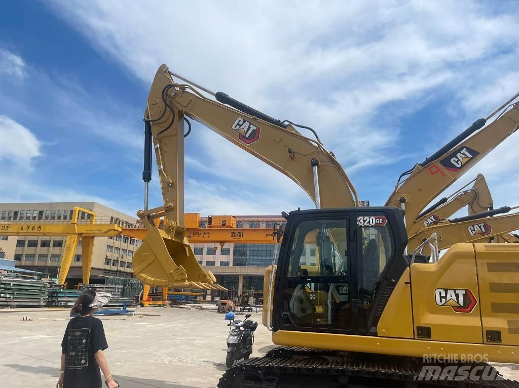 CAT 320GC Roomikekskavaatorid
