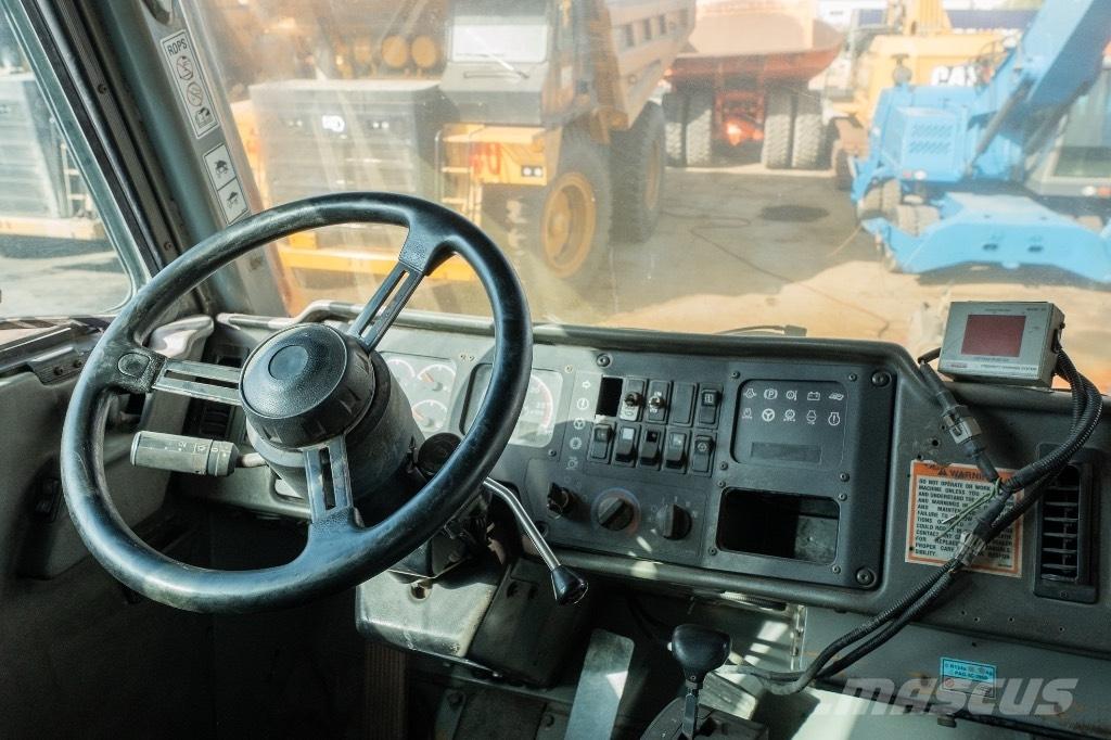 CAT 777 D Karjääriveokid