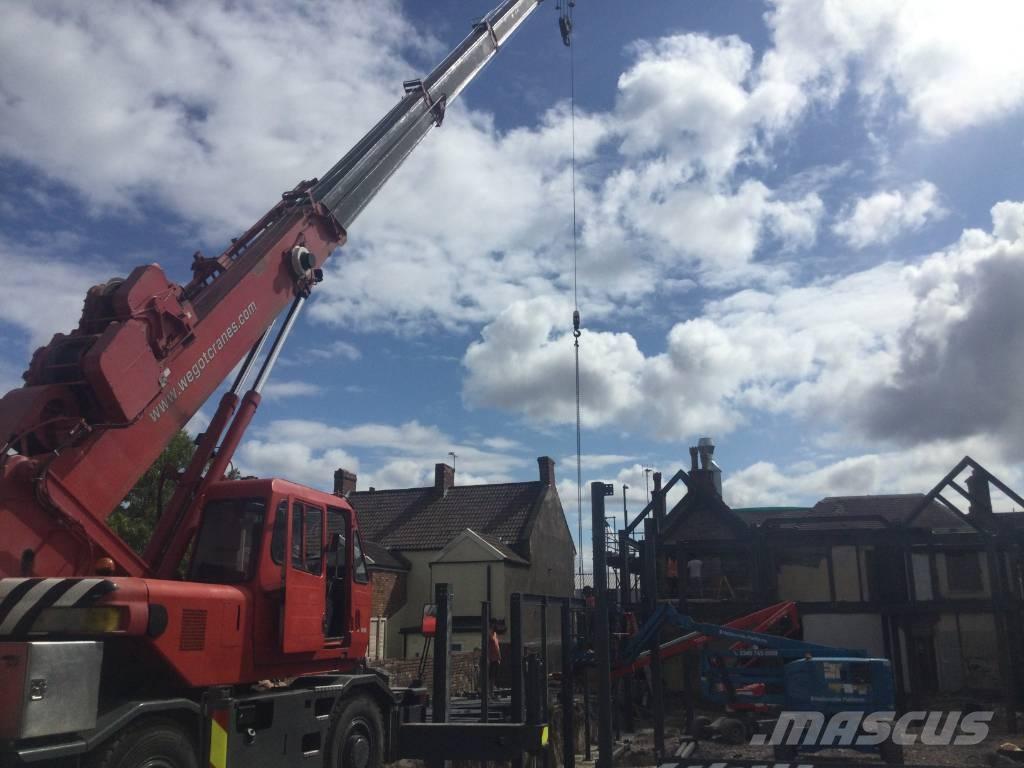 Kobelco rk200-2 Maastikutõstukid