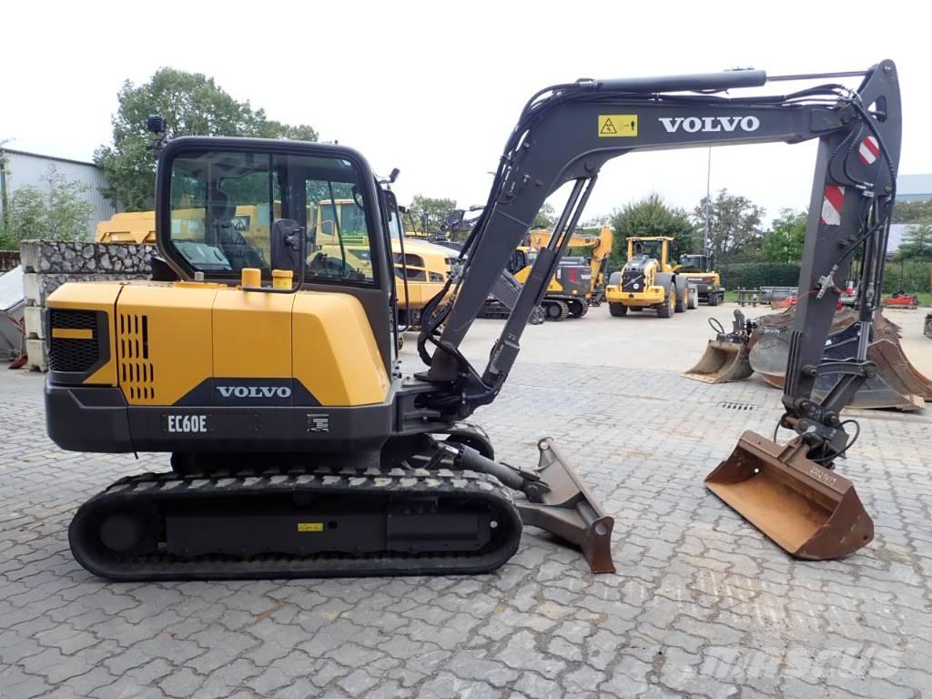 Volvo EC 60 E Väikeekskavaatorid 7t-12t