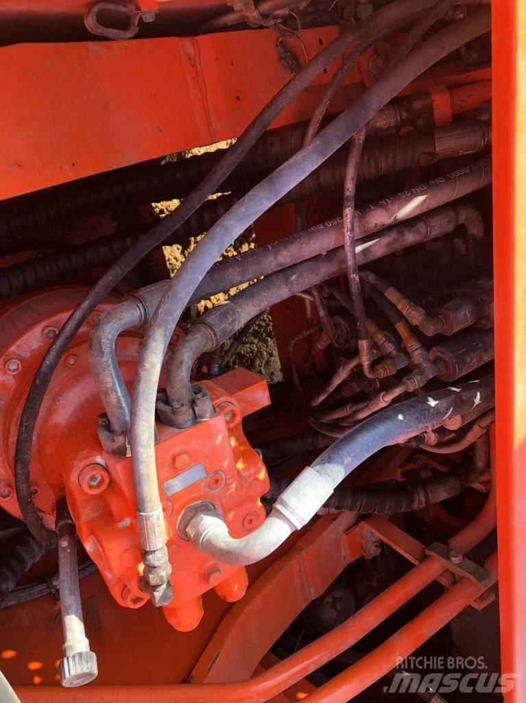 Doosan 300-7 Roomikekskavaatorid