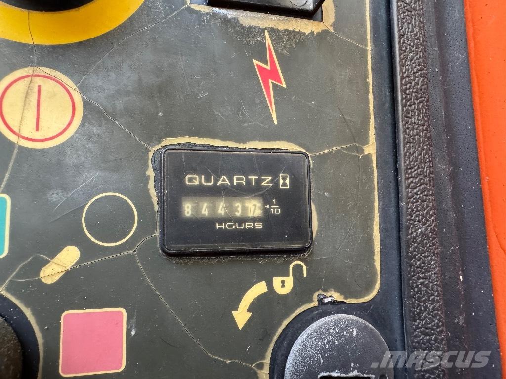 JLG 1200 SJP Teleskoop poomtõstukid