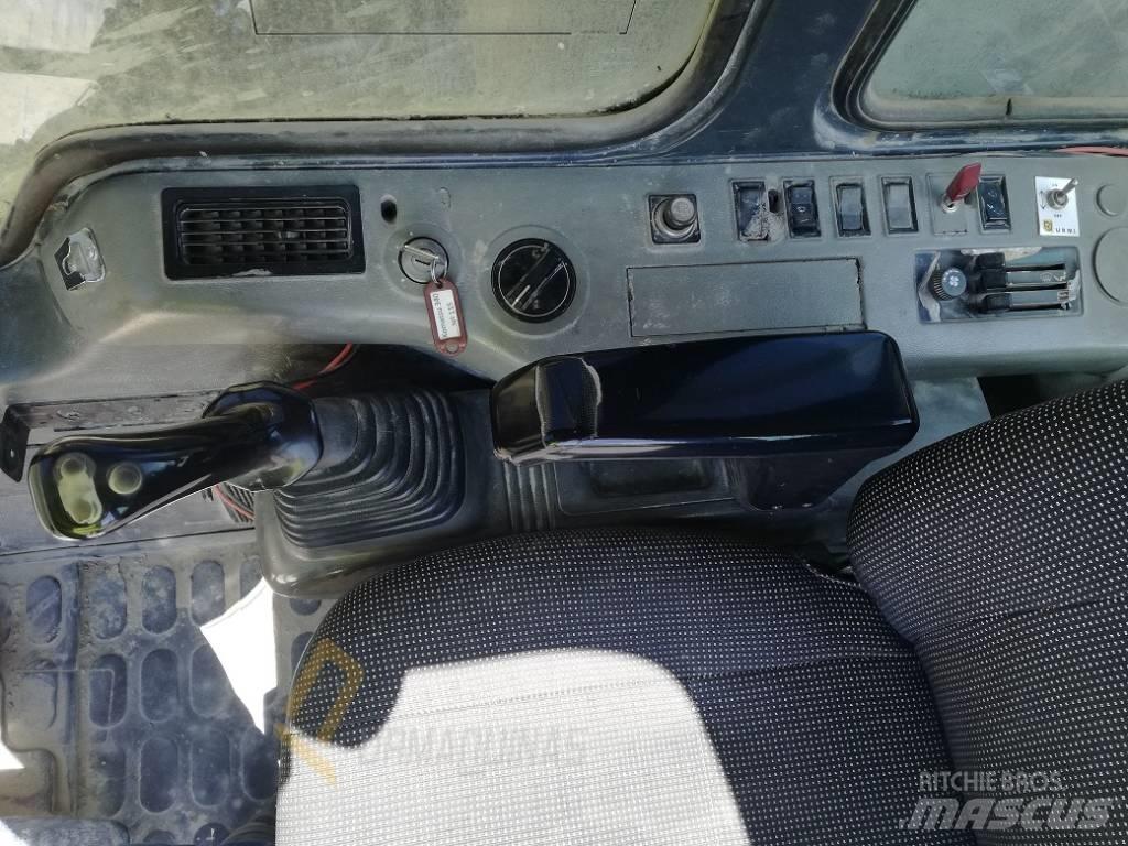 Komatsu PC 340 LC-6K Roomikekskavaatorid
