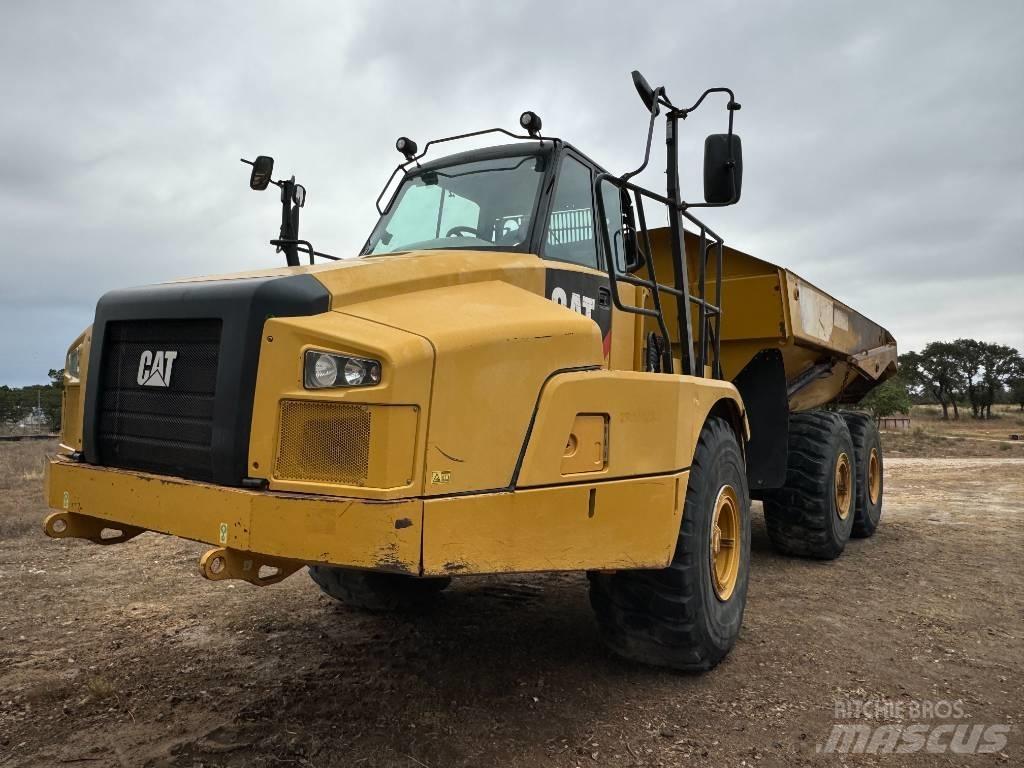 CAT 745C Liigendraamiga pinnaseveokid