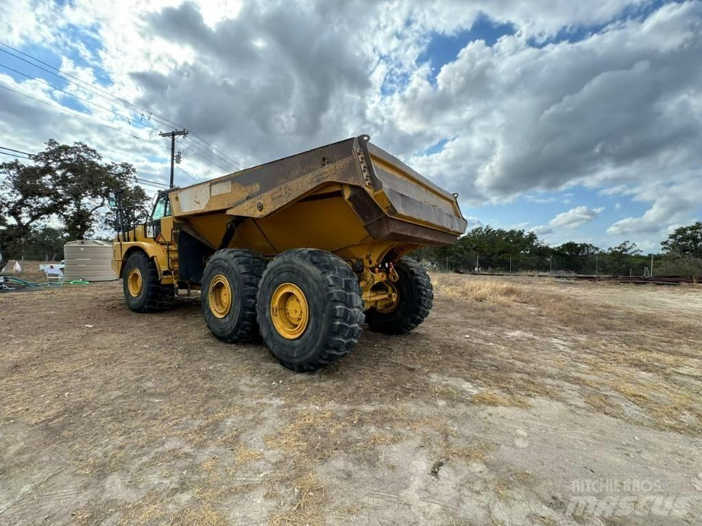 CAT 745C Liigendraamiga pinnaseveokid