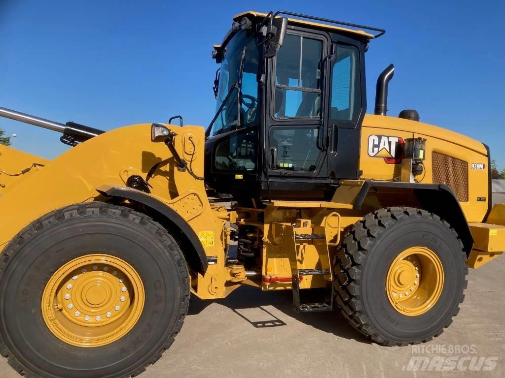 CAT 938M Rataslaadurid